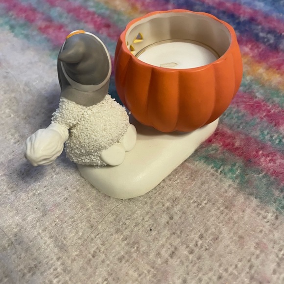 Department 56 Snow Babies baby with Jack-O-Lantern candle - Picture 2 of 5